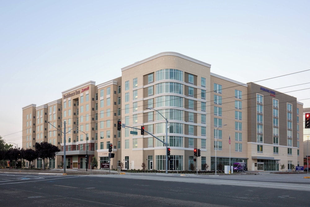 SpringHill Suites by Marriott San Jose Airport - photo 32