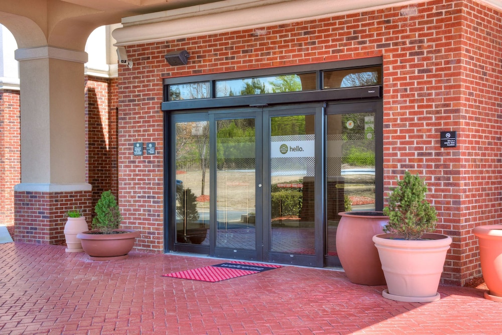 Hampton Inn Atlanta Fairburn - photo 56