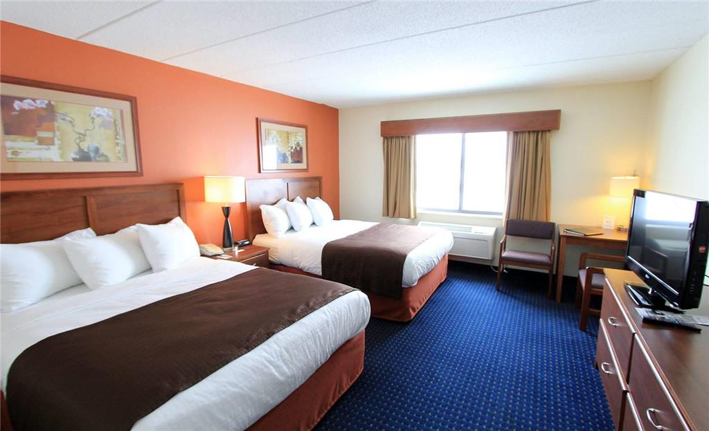 AmericInn by Wyndham Cedar Rapids Airport - photo 23
