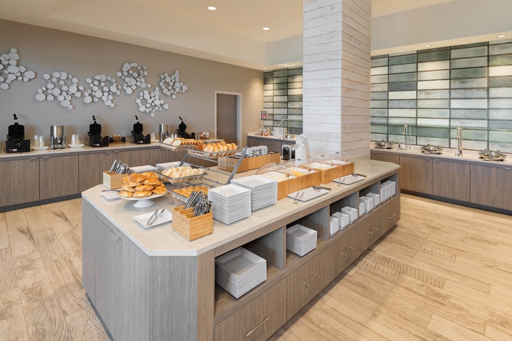 SpringHill Suites by Marriott Panama City Beach Beachfront - photo 40