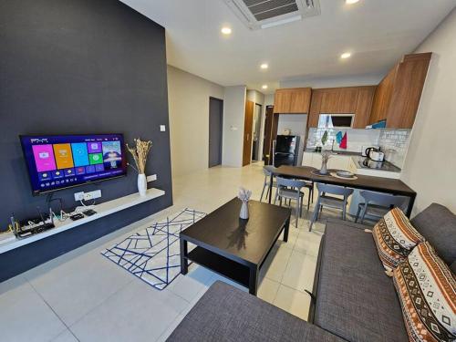 Kuching Podium Opposite Mall 3BR free parking with Pool A1 — 4-Star Luxury Hotel in Kuching, Malaysia