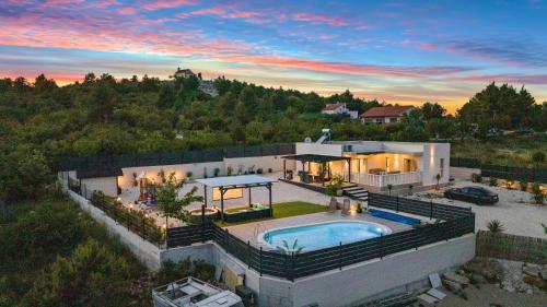 Luxury villa with a swimming pool Sibenik 21484 — 4-Star Luxury Hotel in Sibenik, Croatia