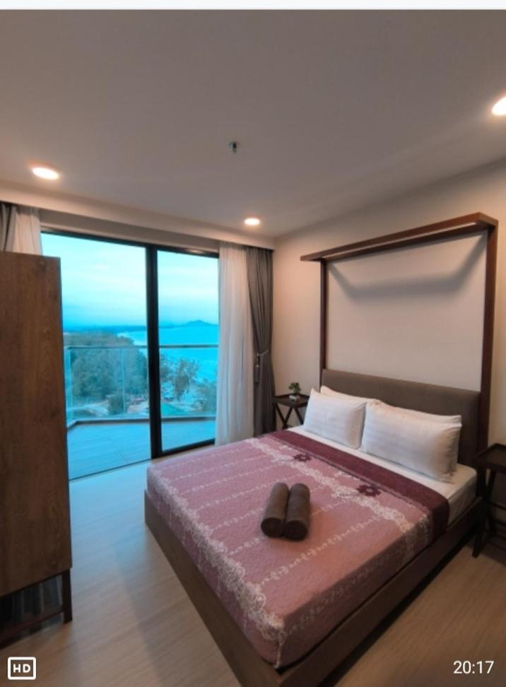 Dee Timurbay Residence — 4-Star Luxury Hotel in Kuantan, Malaysia