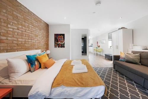 Manor House Studios By Morethanstays — 4-Star Luxury Hotel in London, United Kingdom
