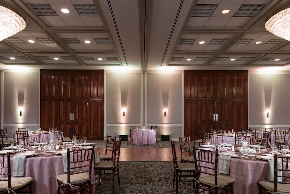 Doubletree by Hilton Philadelphia Airport - photo 47