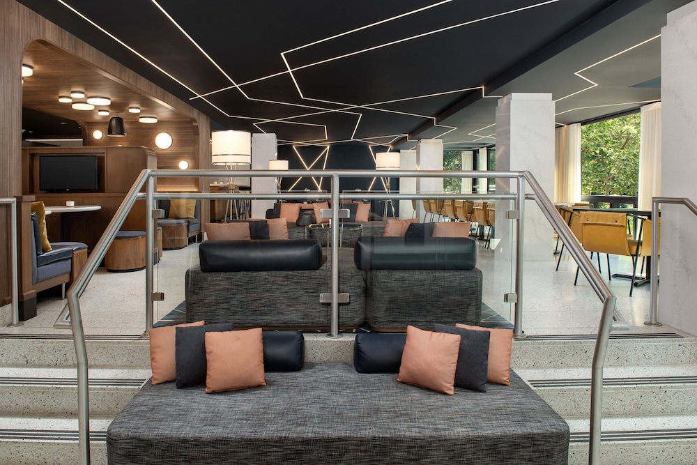 Courtyard by Marriott Washington DC Dupont Circle - photo 3