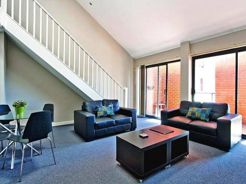 Ryals Serviced Apartments Camperdown — 4-Star Luxury Hotel in Camperdown, Australia