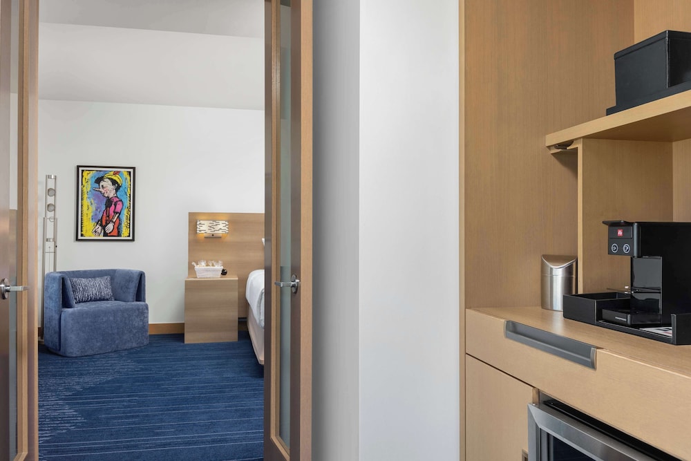 The Art Hotel Denver Curio Collection by Hilton - photo 20