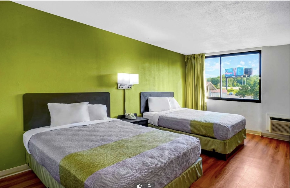 Travelodge by Wyndham Vernon CT - photo 4