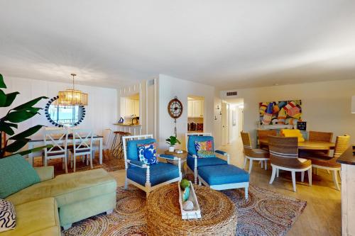 Gulf Place 20 — 4-Star Luxury Hotel in Holmes Beach, United States