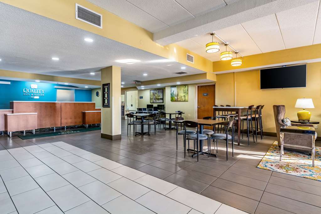 Quality Inn & Suites Southport - photo 4