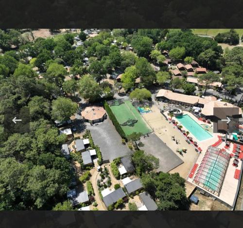 Kabana 34 entre terre et mer in Saint-Hilaire-De-Riez, France