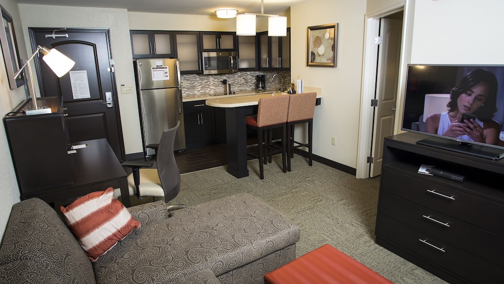 Staybridge Suites Lexington by IHG - photo 11