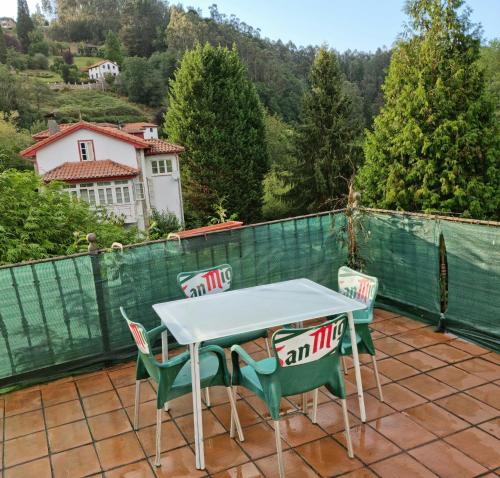 Corias Casona Junto Al Narcea in Pravia, Spain