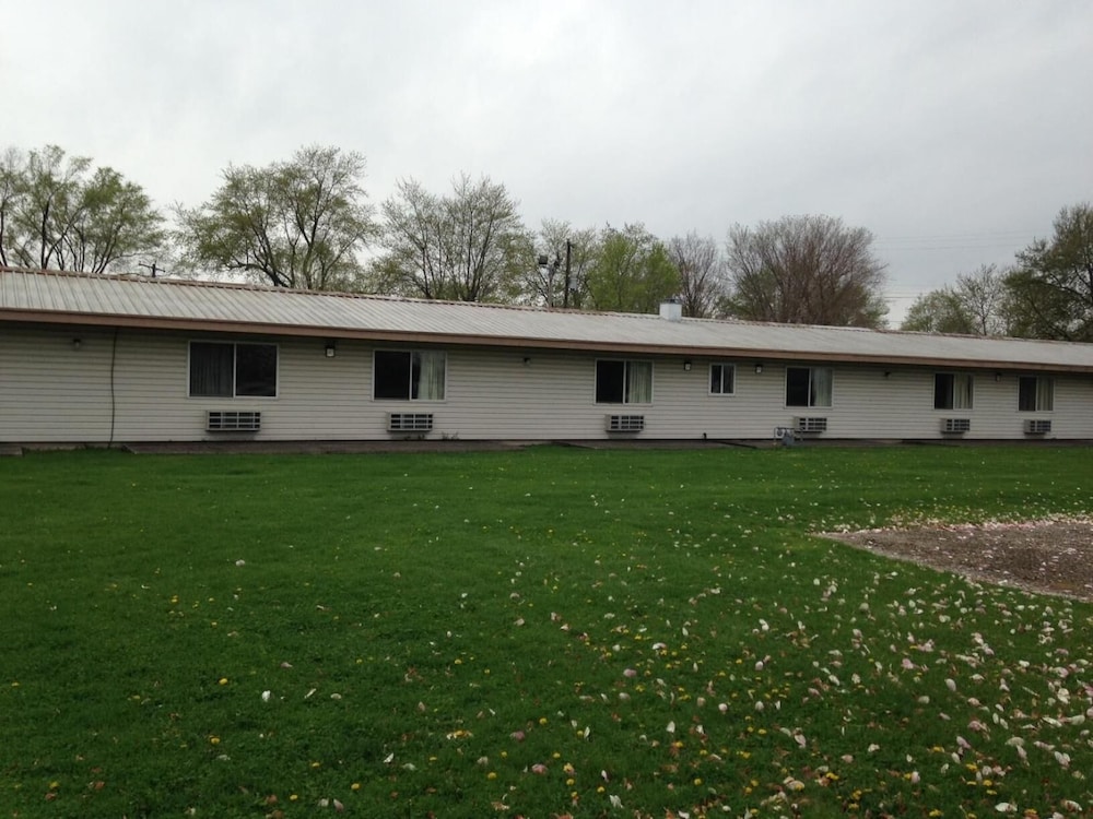Economy Inn Lafayette - photo 24