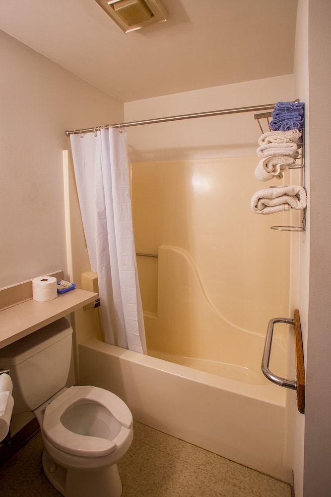 Lafayette Inn - photo 38
