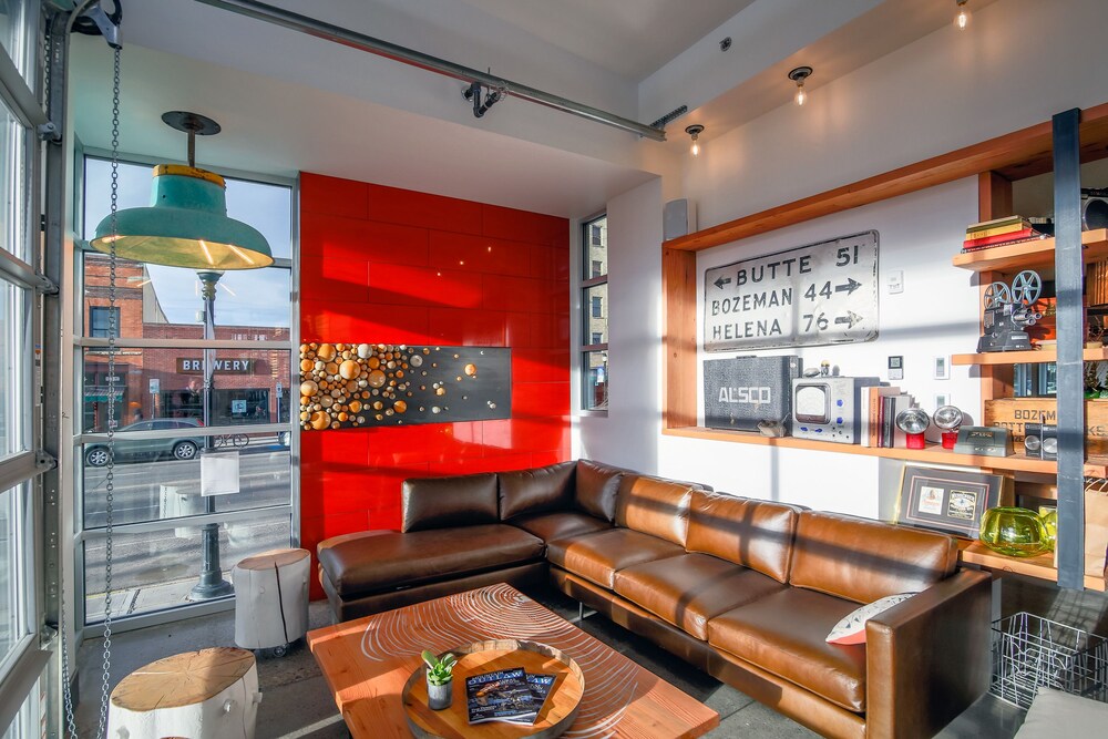 The Lark Bozeman - photo 3