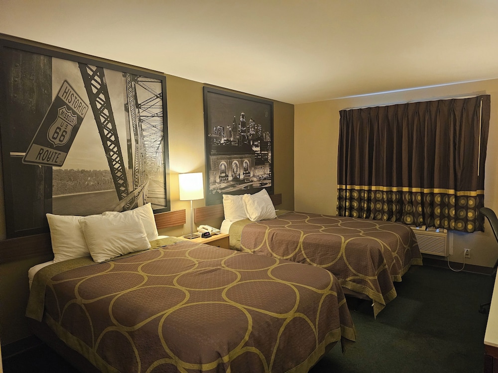 Super 8 by Wyndham Ava - photo 17