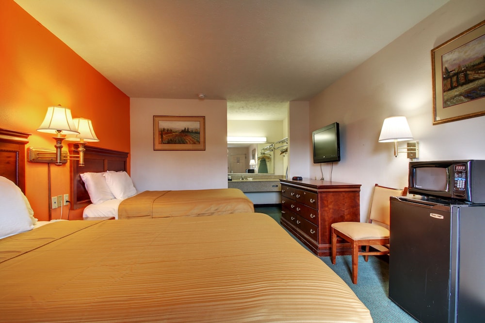 Rodeway Inn Oxford AL - photo 15
