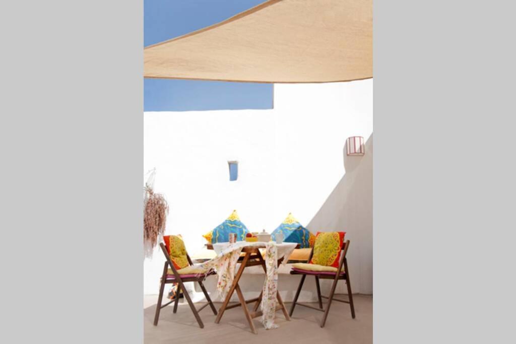 Luna Eco Retreat Finca Artis Tirma — 4-Star Luxury Hotel in Tuineje, Spain