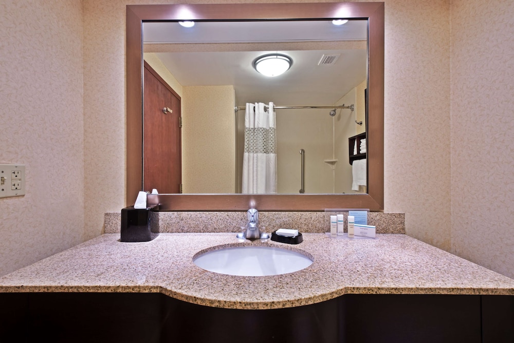 Hampton Inn Winfield teays Valley - photo 20