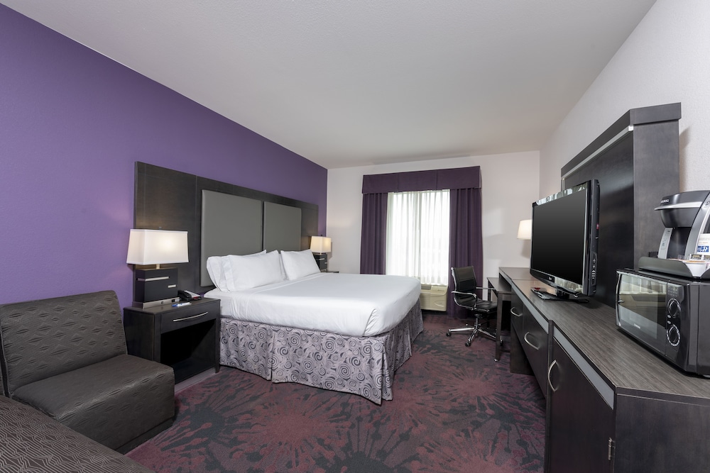 Holiday Inn Express Hotels & Suites Columbus Polaris Parkway by IHG - photo 11