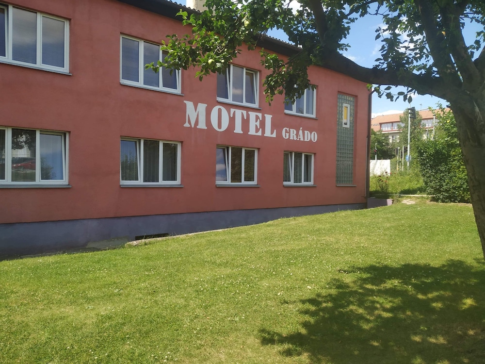 Motel Grádo - carbon neutral hotel in Prague