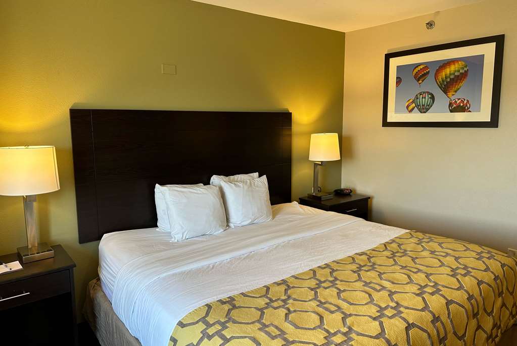 Baymont by Wyndham Farmington - photo 20
