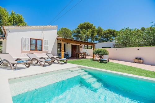 Can Singala 46 - carbon neutral hotel in Pollenca