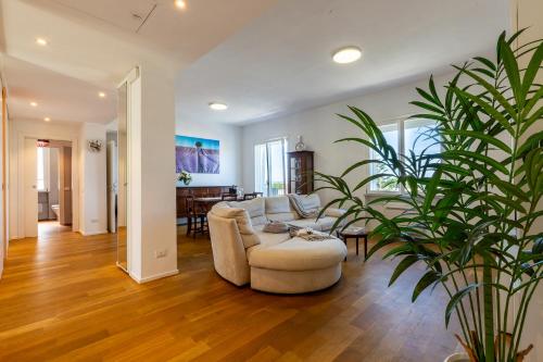 Sunichele Luxury Apartment — 4-Star Luxury Hotel in Cagliari, Italy