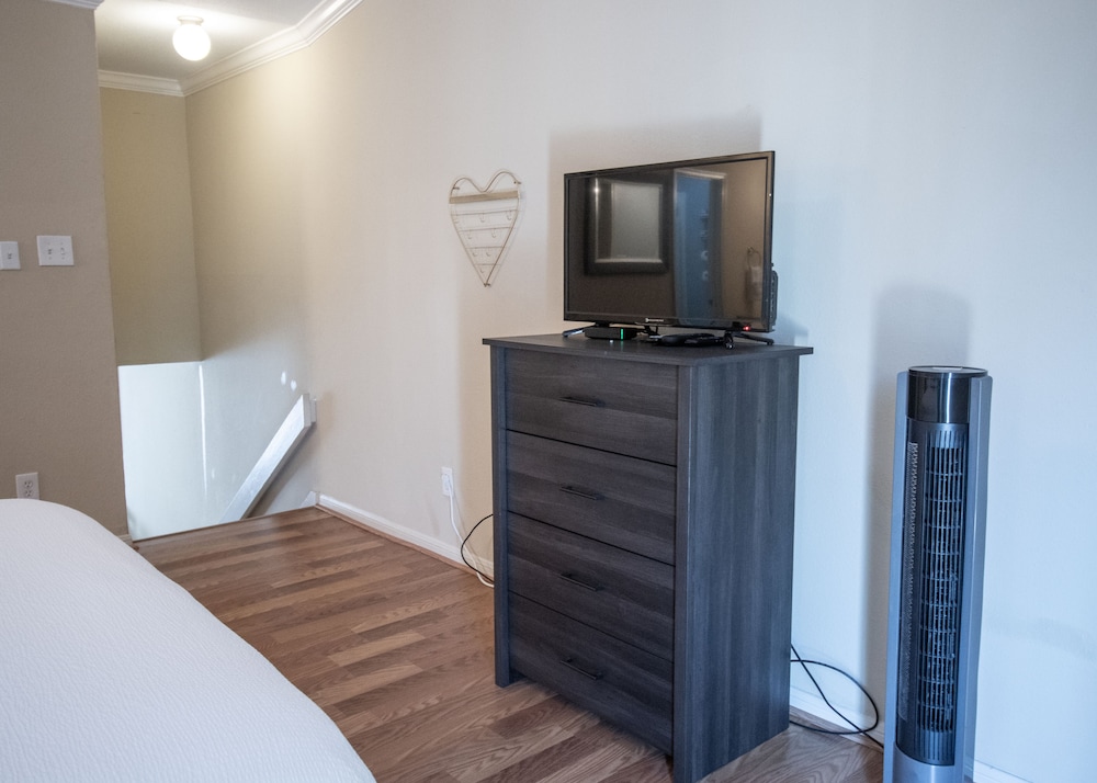 Cove View 206 Minutes to Beach — 4-Star Luxury Hotel in Galveston, United States