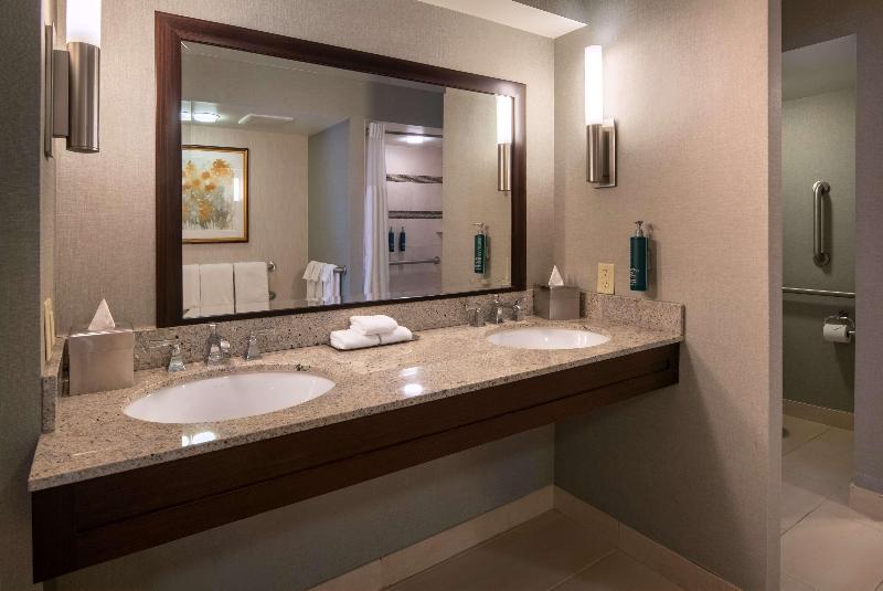 DoubleTree by Hilton Washington DC Crystal City - photo 285
