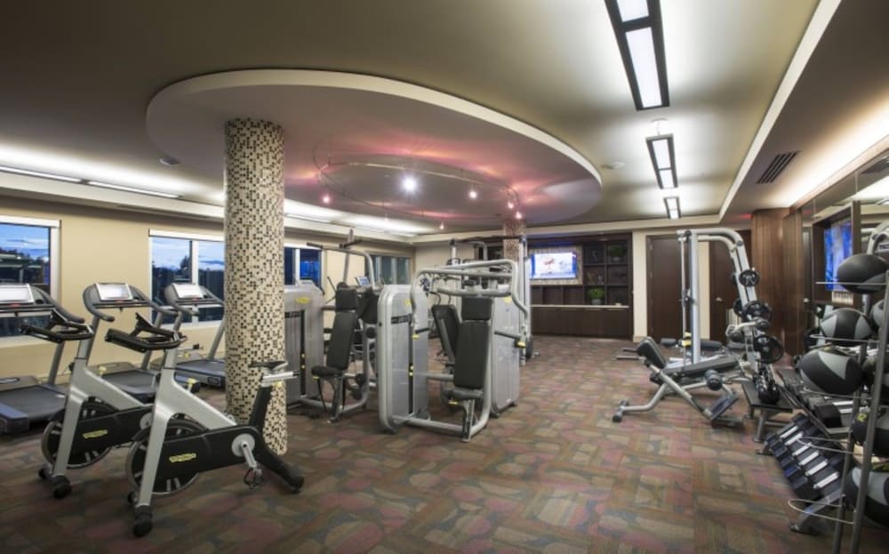 Global Luxury Suites at Cambridge Park - photo 9