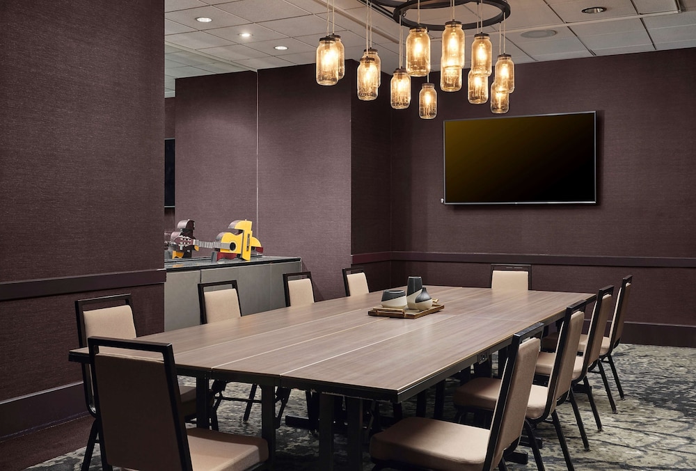 DoubleTree by Hilton Hotel Nashville Downtown - photo 64