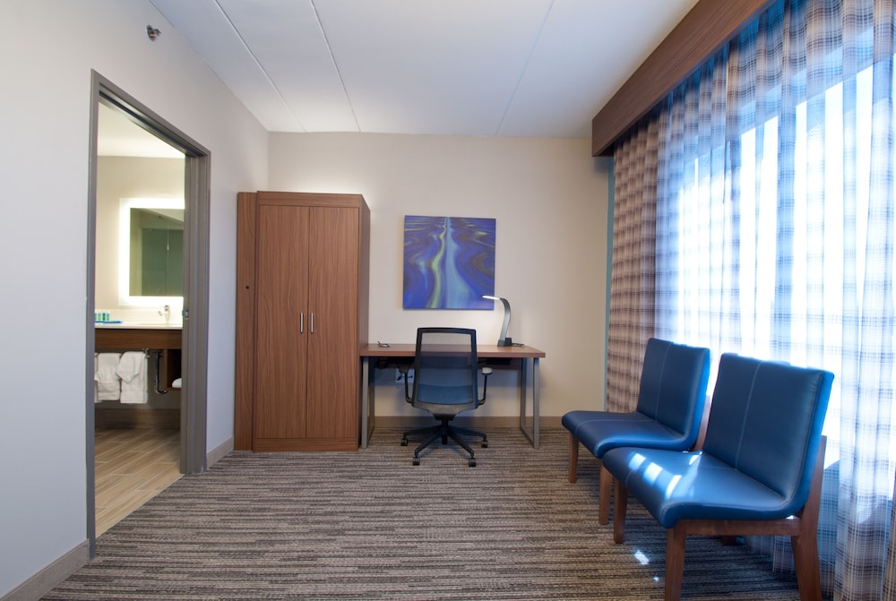 Holiday Inn Express Quantico Stafford by IHG - photo 14