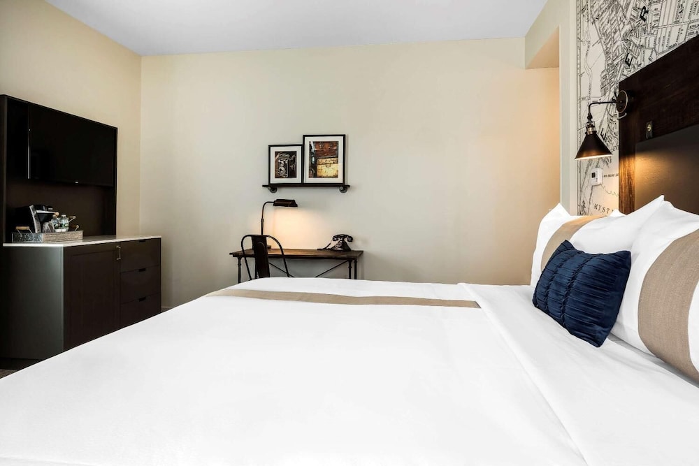 enVision Hotel Boston Everett - photo 11