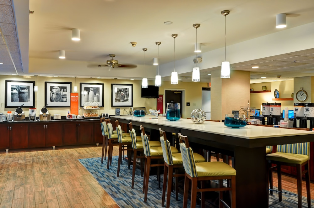 Hampton Inn by Hilton New Bedford Fairhaven - photo 45