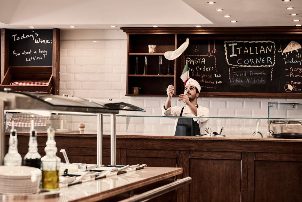 מזון ומשקאות