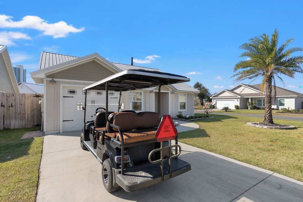 Coral Cabana 3BD 2BA Home Close to Beach w Optional Golf Cart — 4-Star Luxury Hotel in Panama City Beach, United States