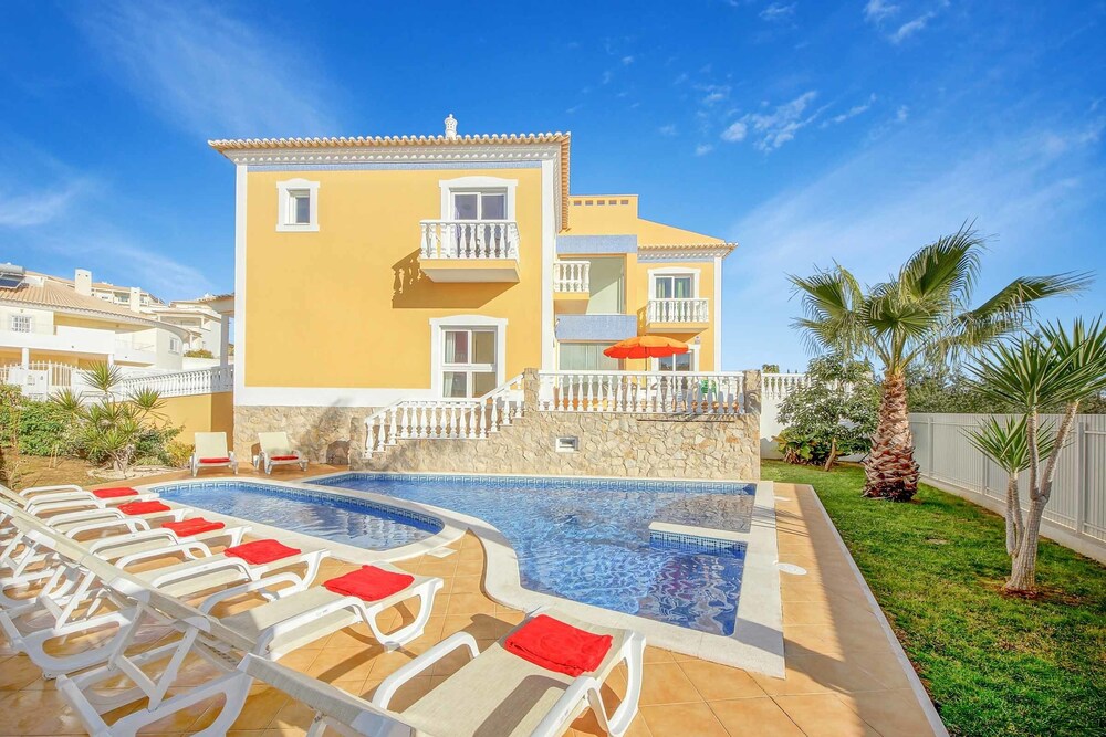 Villa Pinho — 4-Star Luxury Hotel in Albufeira, Portugal