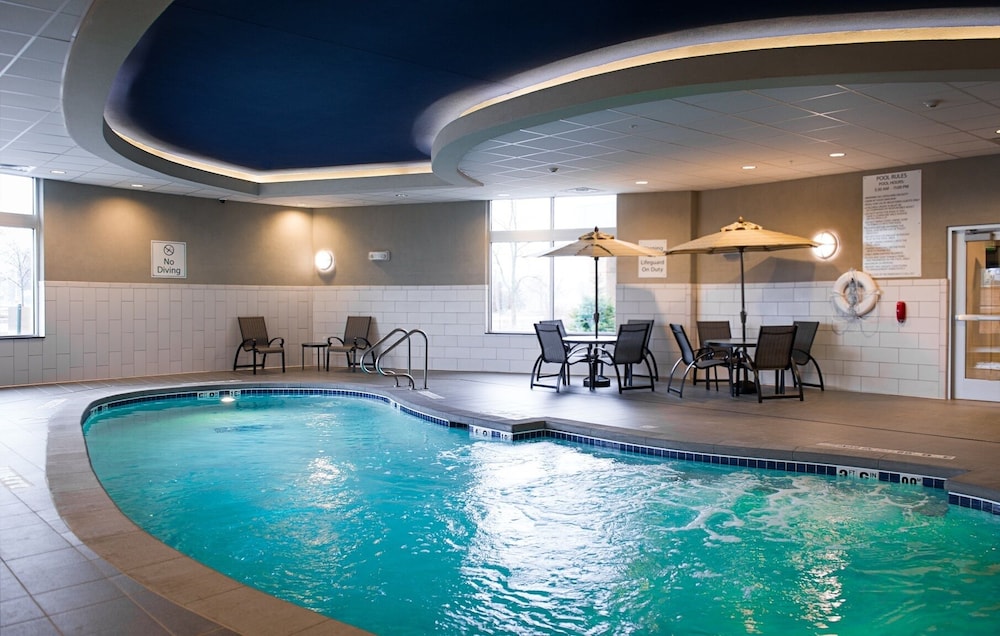 Holiday Inn Express & Suites Madison Central by IHG - photo 14