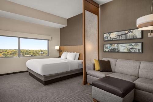 Hyatt Place Iowa City Downtown - photo 31