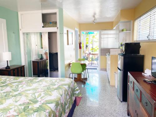 Alexander Palms Court - photo 102