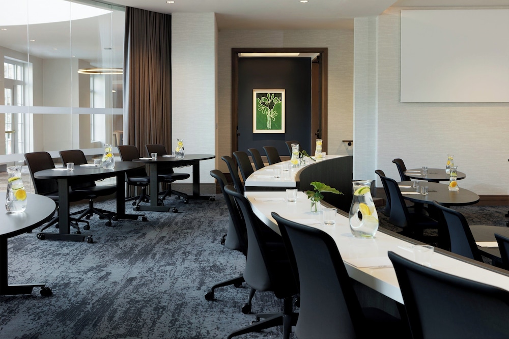 Kimpton The Forum Hotel by IHG - photo 122