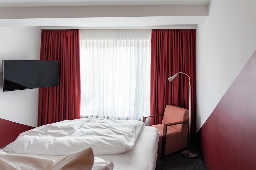 Mein Schlosshotel — Heusenstamm — photo 5
