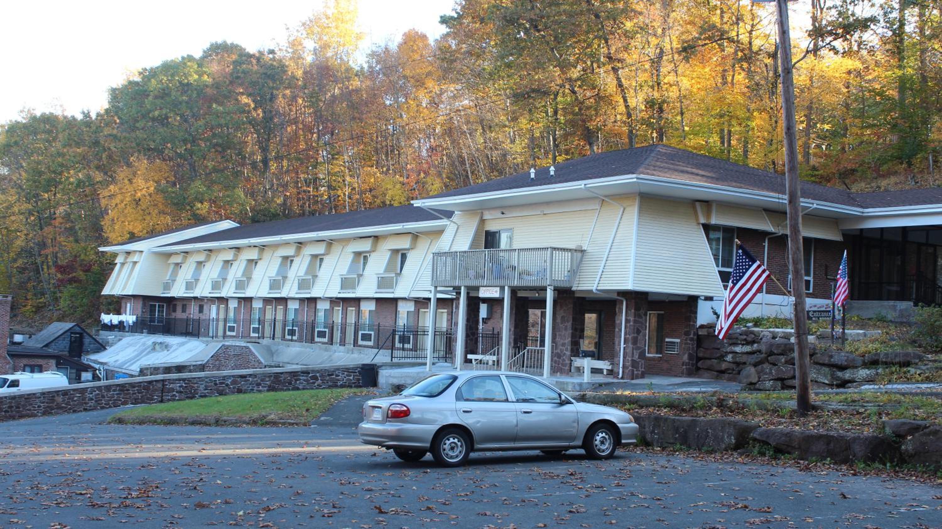Passport Inn and Suites Middletown - photo 30