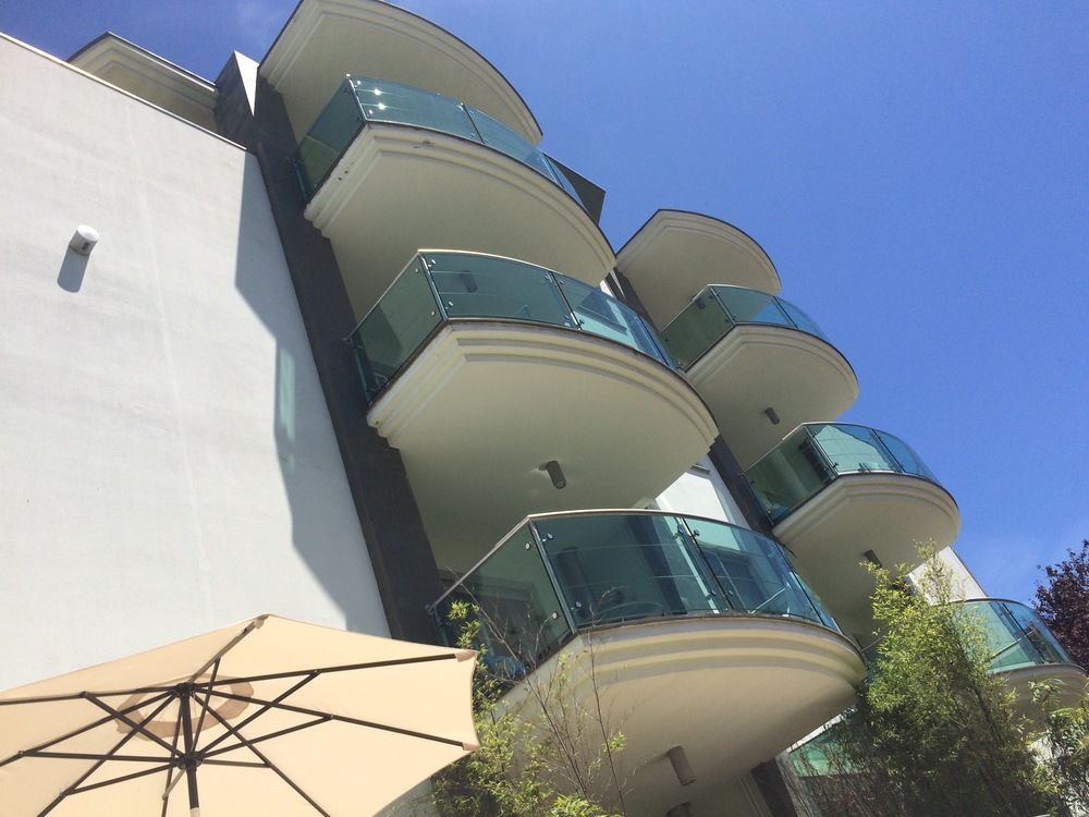 Residenza Villa Flores — 4-Star Luxury Hotel in San Giovanni, Italy
