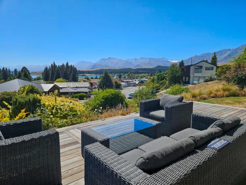 Blue Lake Lodge Lake Tekapo — 4-Star Luxury Hotel in Lake Tekapo, New Zealand