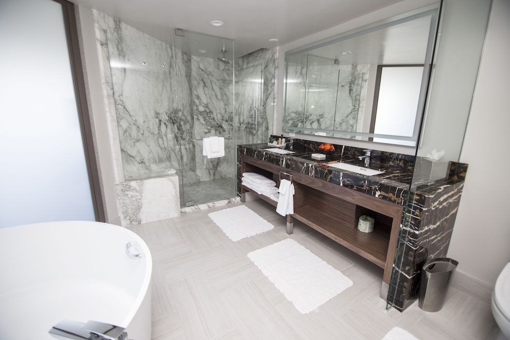 Hilton Los Angeles Universal City - photo 30