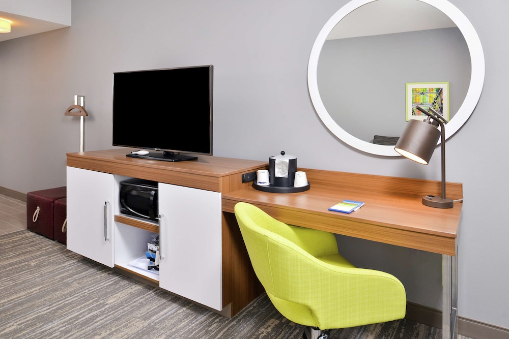 Hampton Inn & Suites St. Paul Oakdale Woodbury - photo 21